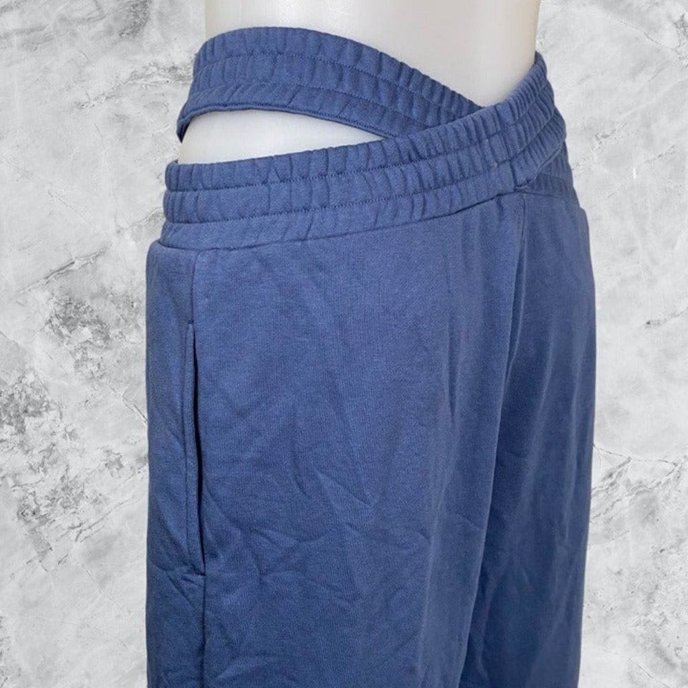 Superdown Elise Jogger Pant - Navy - Picture 4 of 10